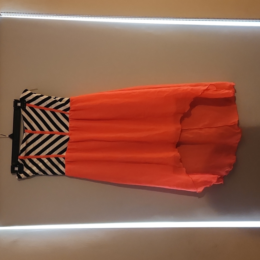 Rue 21 Strapless Top/Dress Salom/Coral